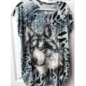 Women's Gray Short Sleeve Stretchy Graphic Shirt With Sparkle Wolf Print NEW
